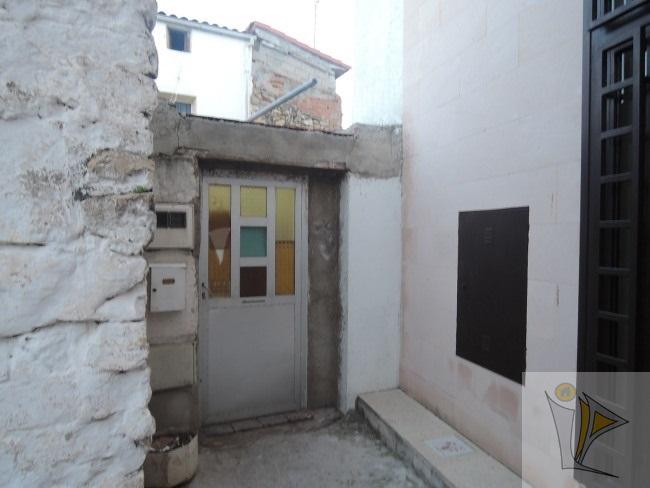 For sale of house in El Molar
