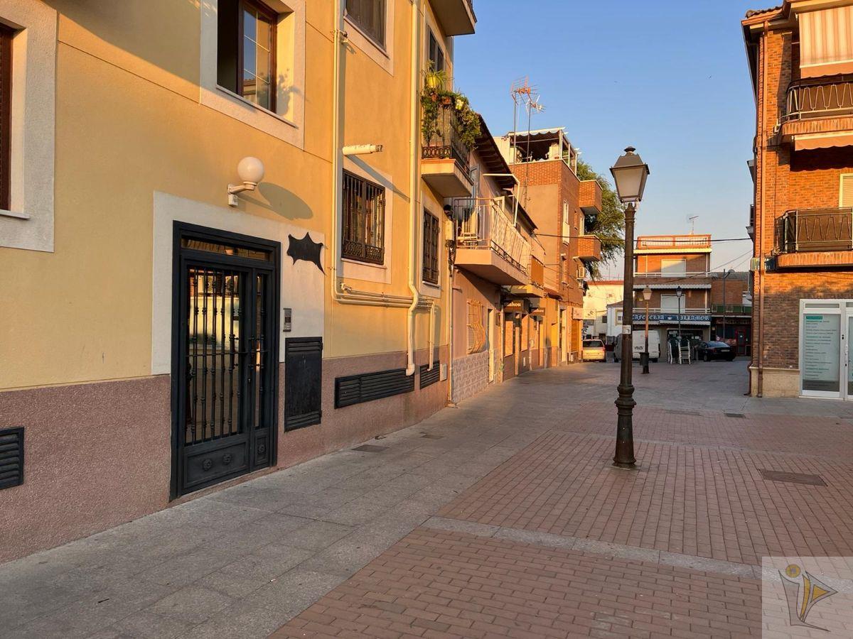 For sale of flat in Mejorada del Campo