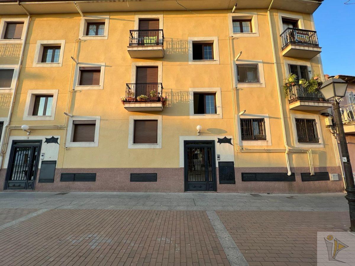 For sale of flat in Mejorada del Campo