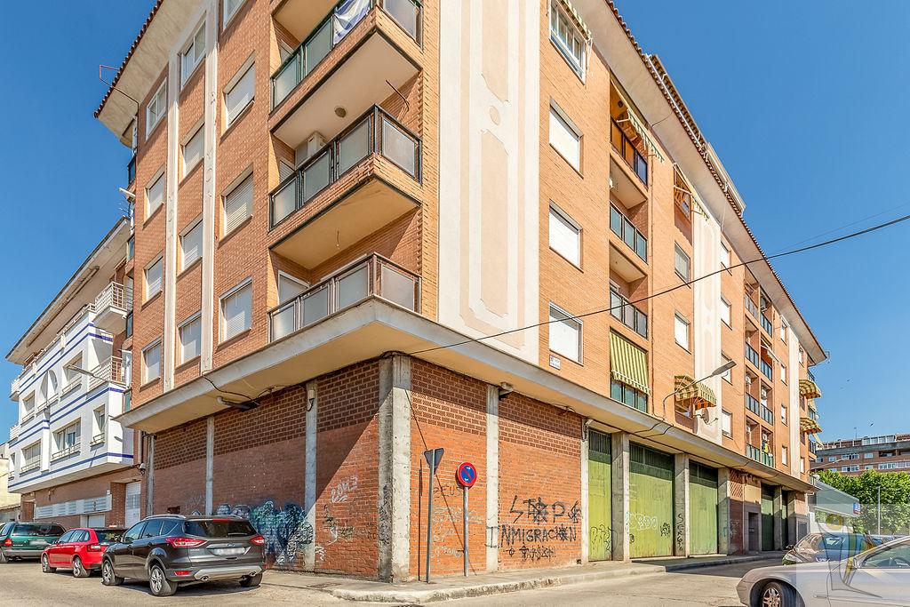 Venta de local comercial en Talavera de la Reina