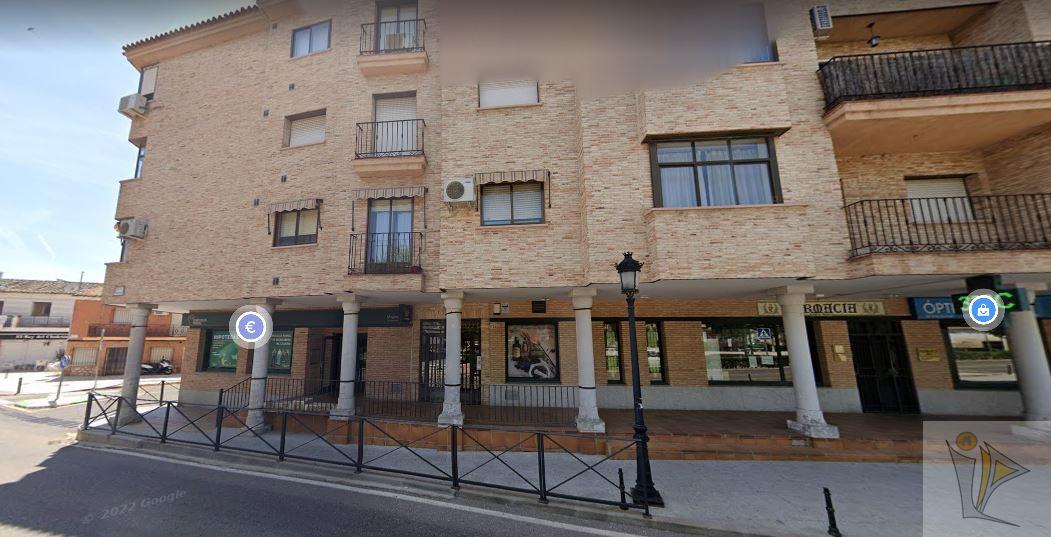 For sale of flat in Argés