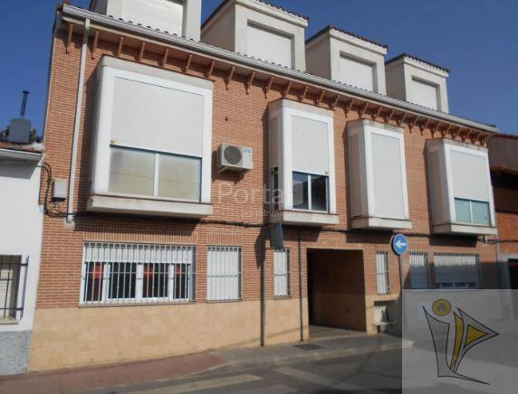 For sale of flat in Camarma de Esteruelas