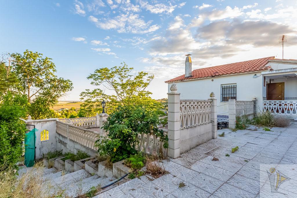 For sale of house in Villarejo de Salvanés