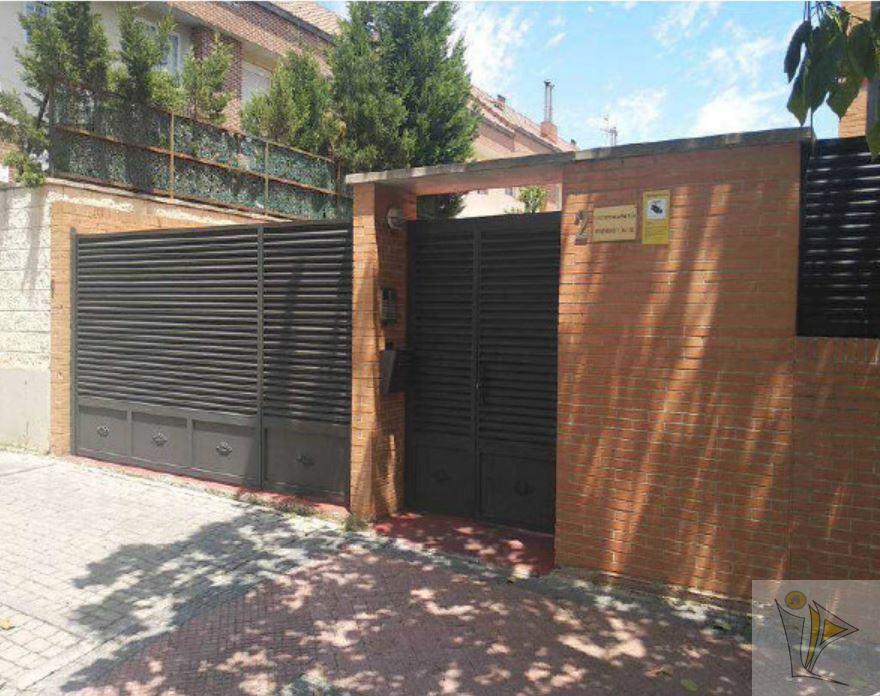 For sale of chalet in Alcalá de Henares