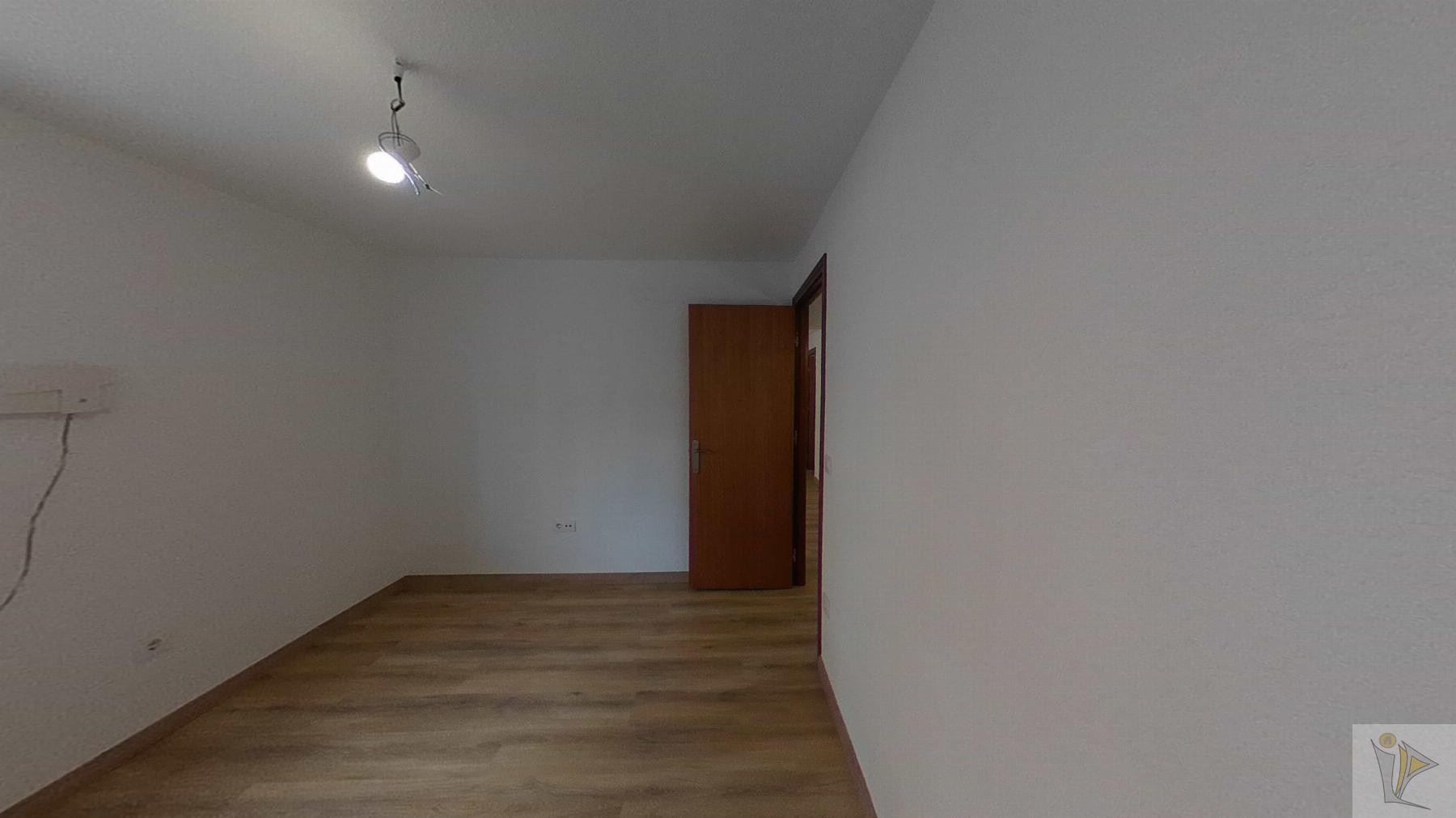 For sale of flat in Madrid