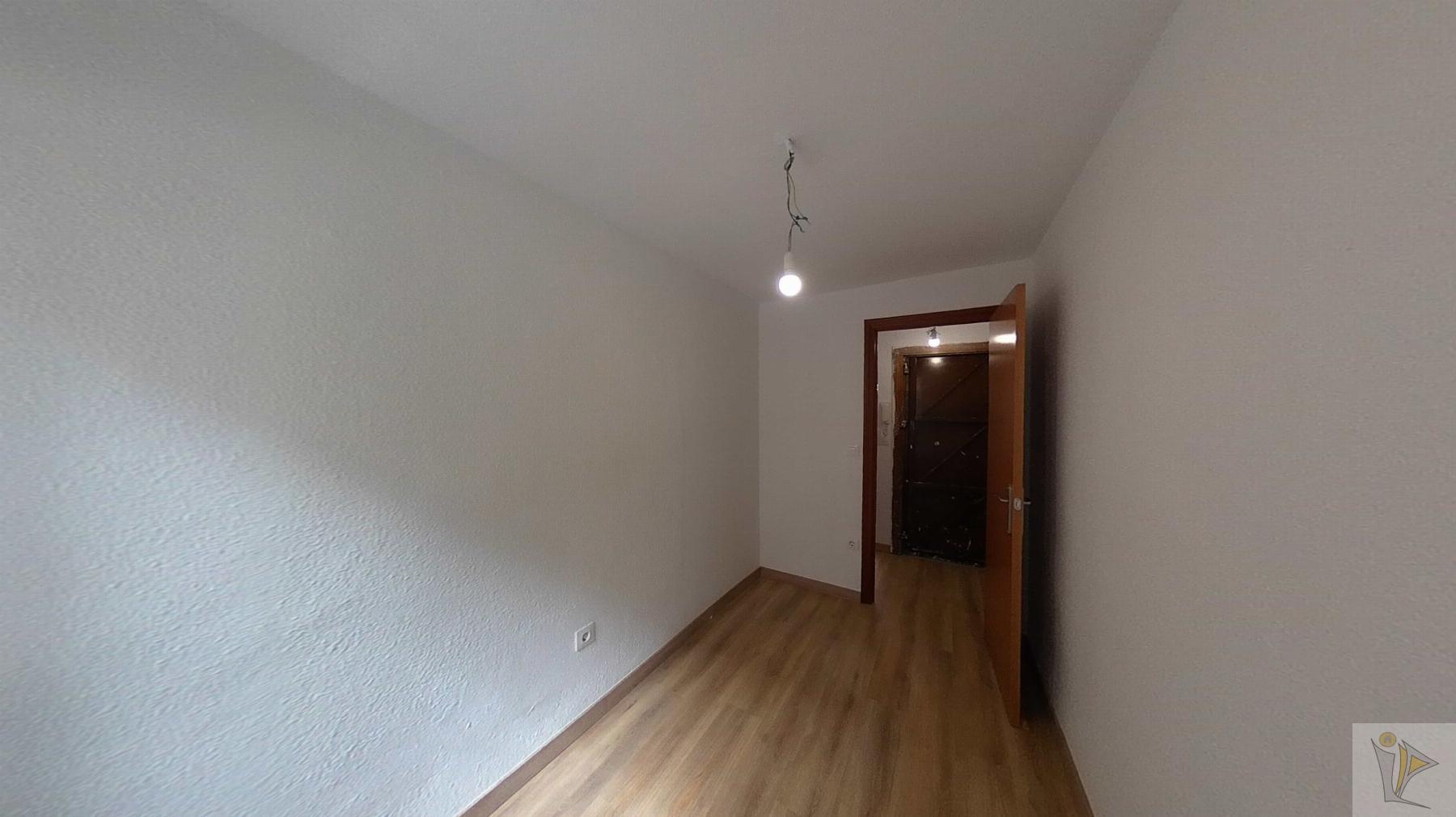 For sale of flat in Madrid