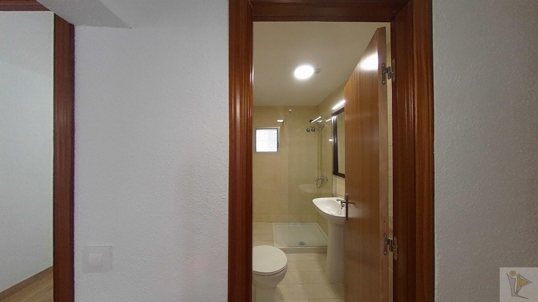 For sale of flat in Madrid