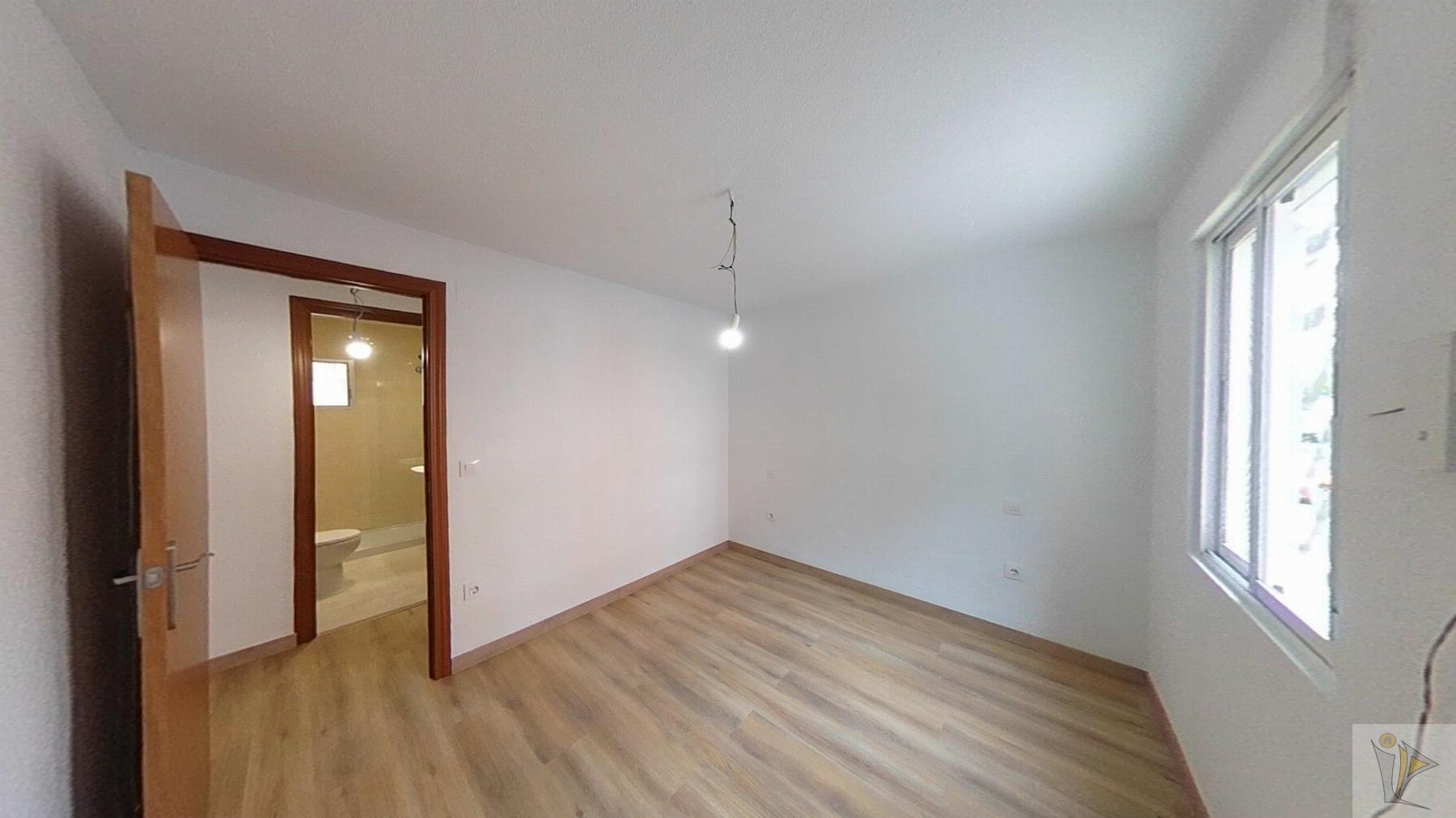 For sale of flat in Madrid