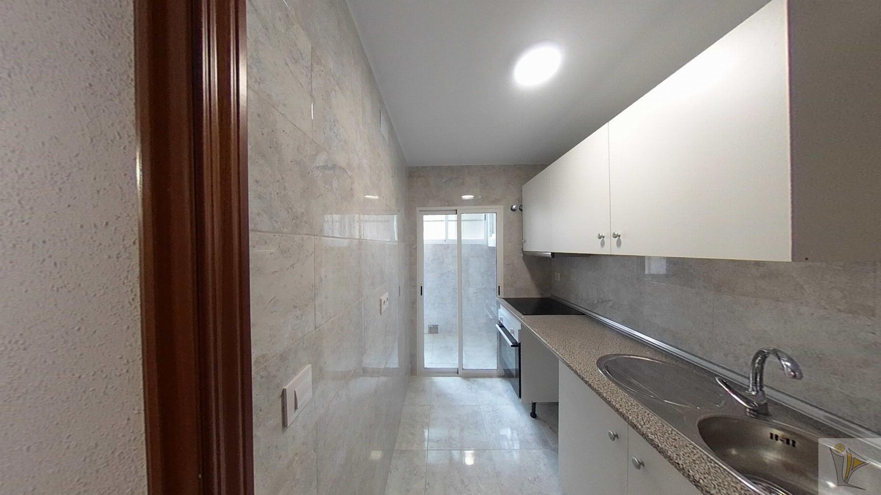 For sale of flat in Madrid