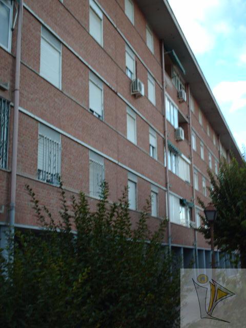 For sale of flat in Alcalá de Henares