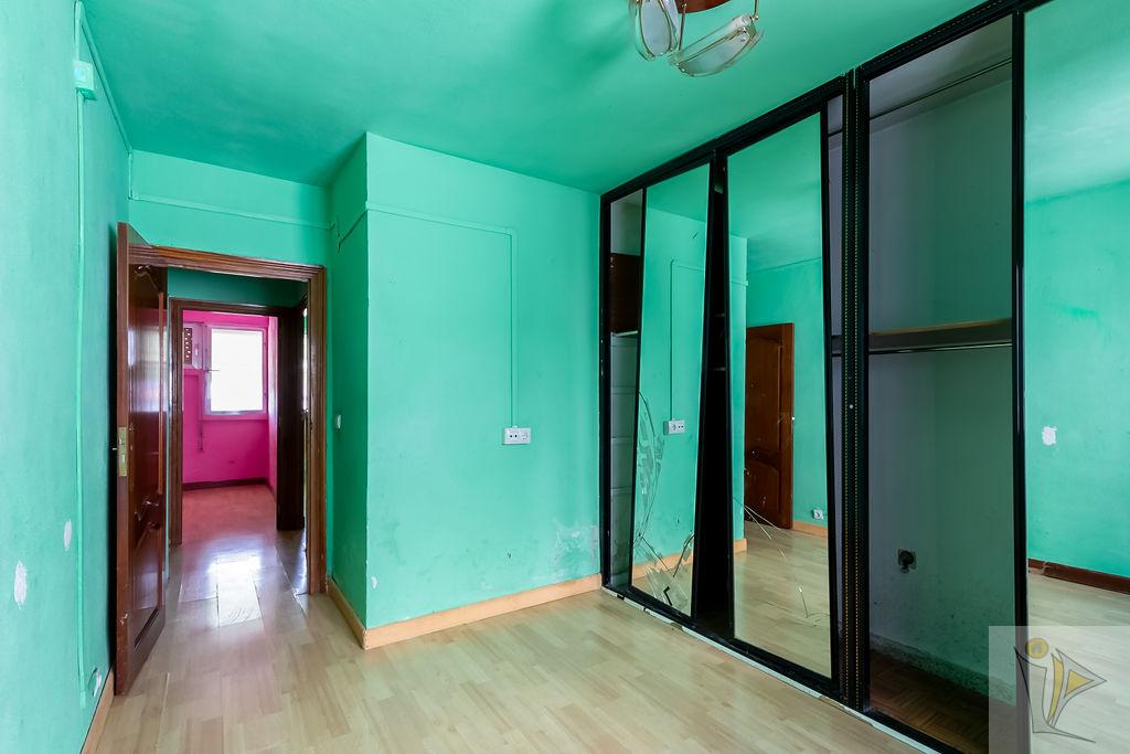 For sale of flat in Alcorcón