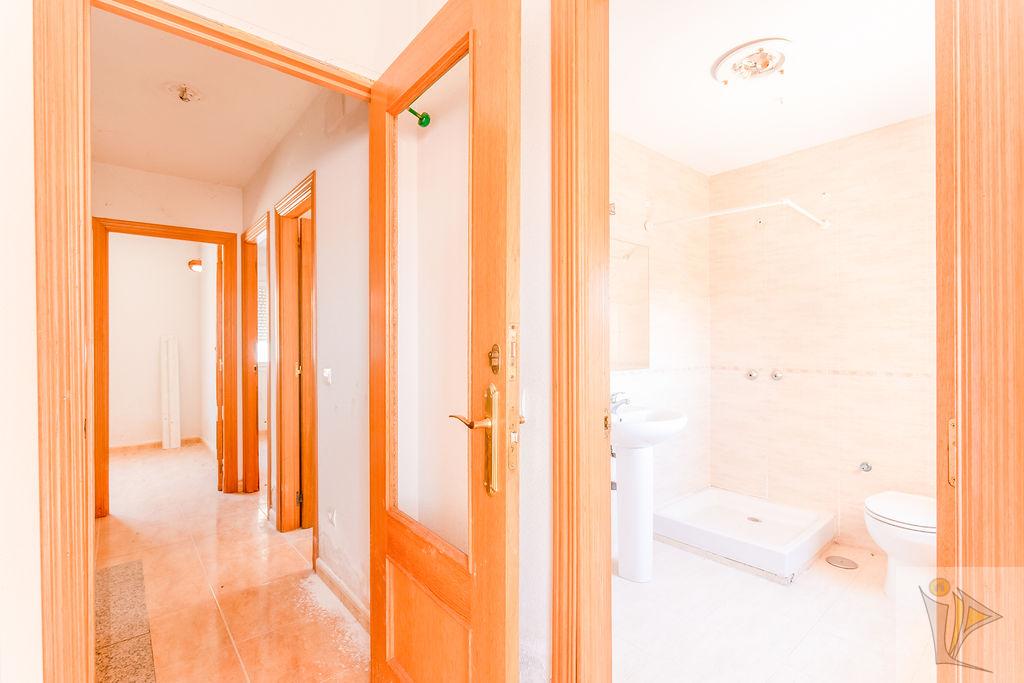 For sale of chalet in Ontígola