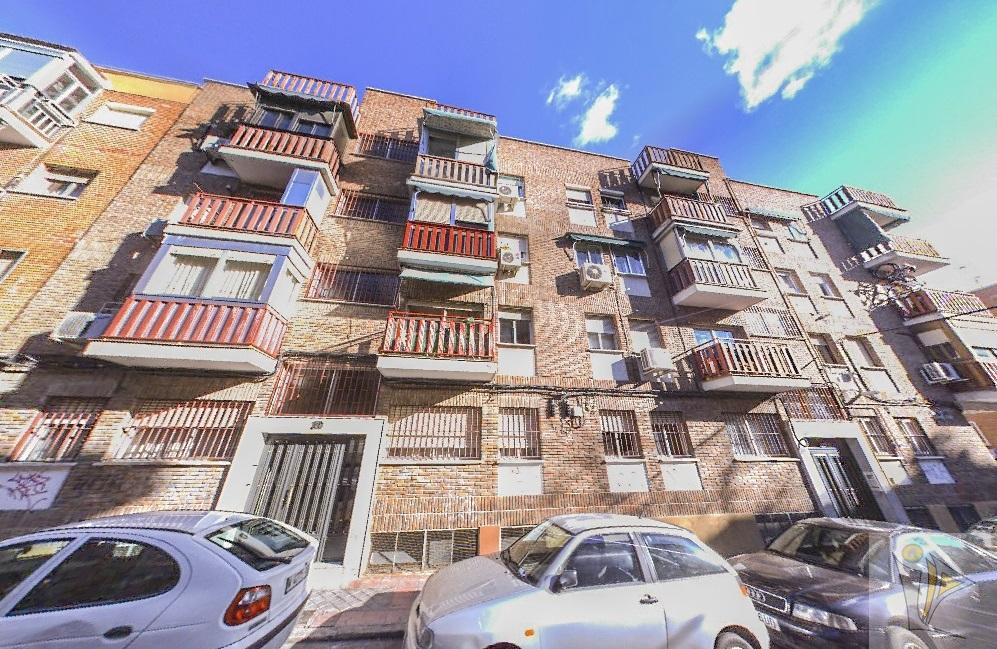 For sale of flat in Madrid