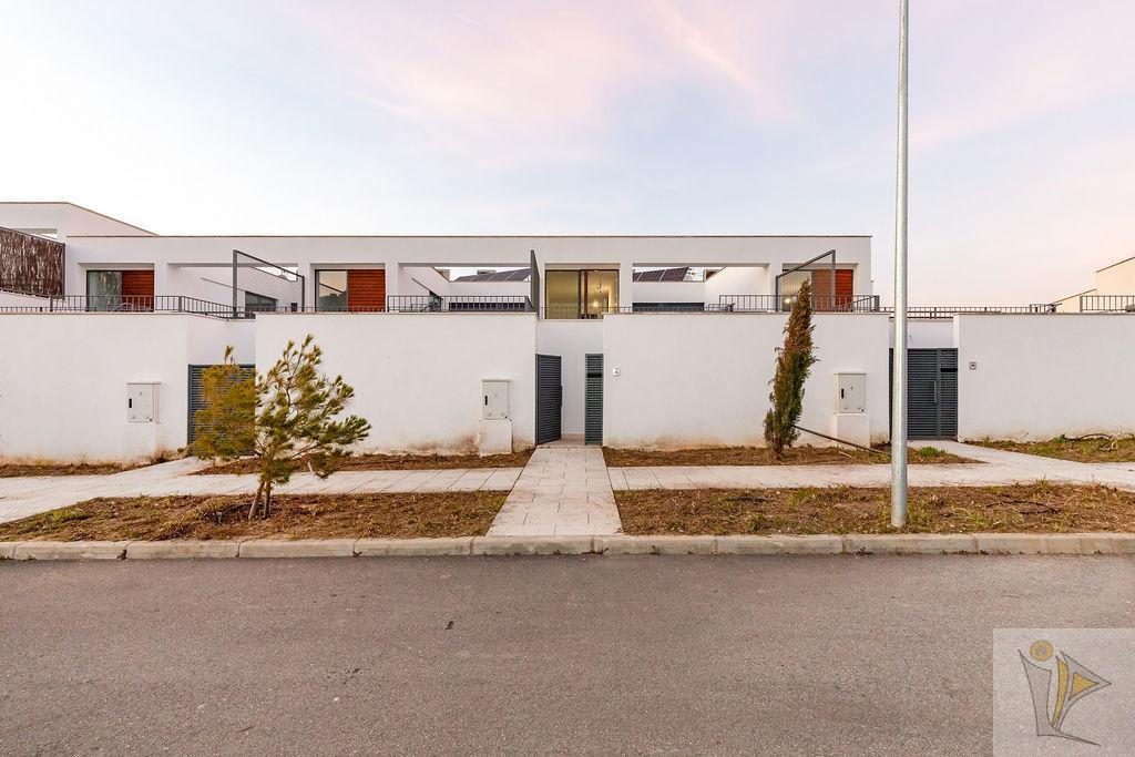 For sale of chalet in Aranjuez