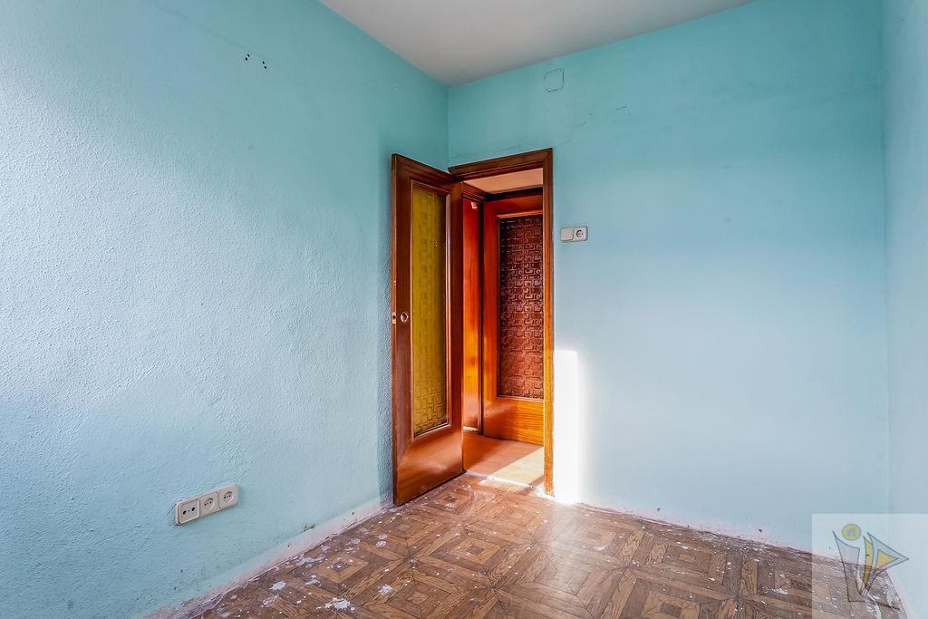 For sale of flat in Madrid