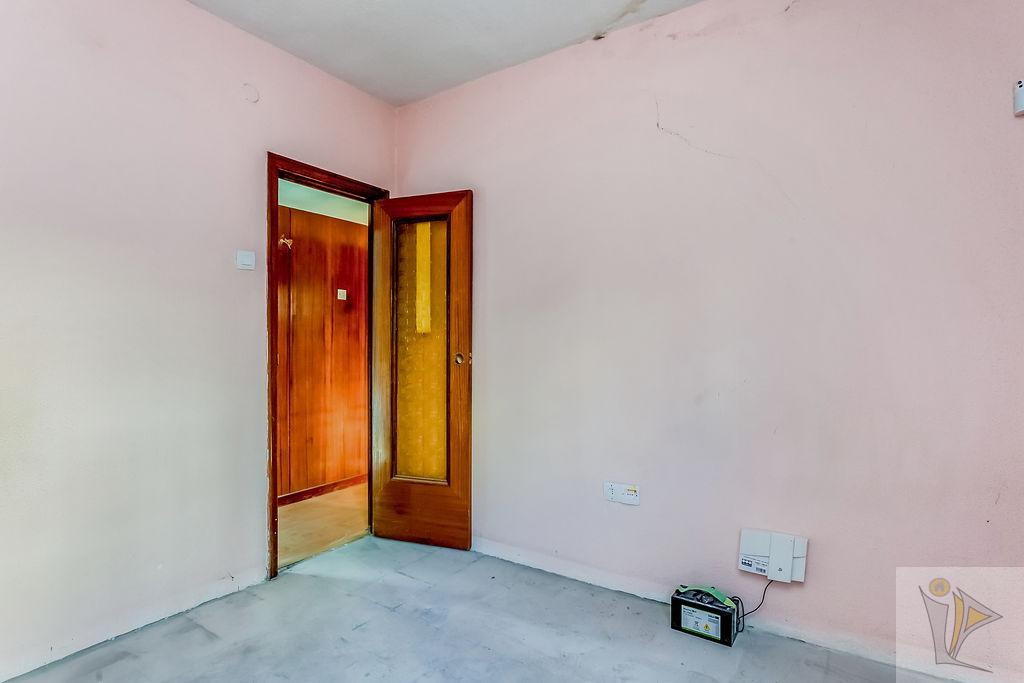 For sale of flat in Madrid