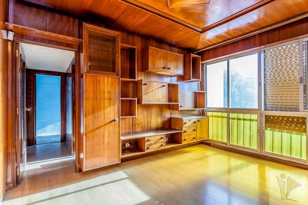 For sale of flat in Madrid