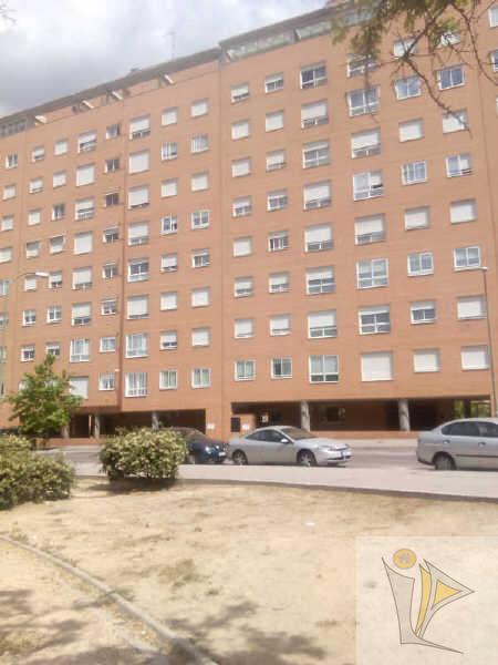 For sale of flat in Madrid