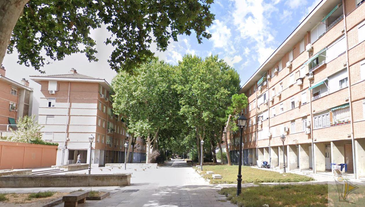 For sale of flat in Alcalá de Henares