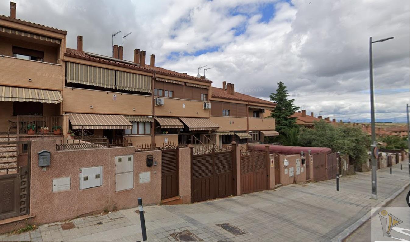 For sale of chalet in Móstoles