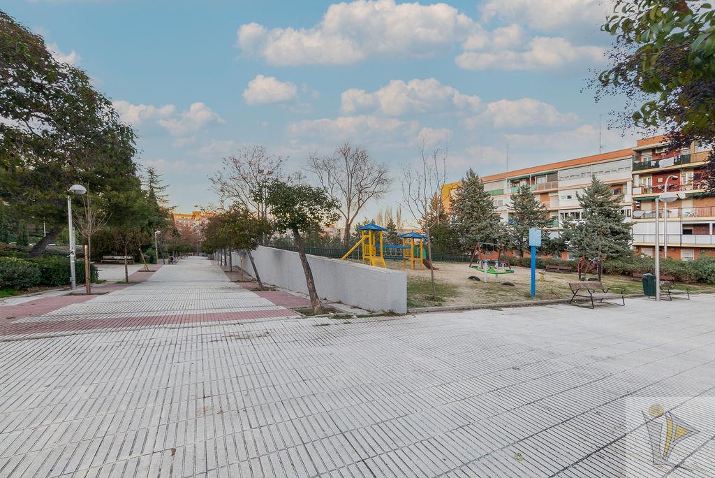 For sale of flat in Madrid