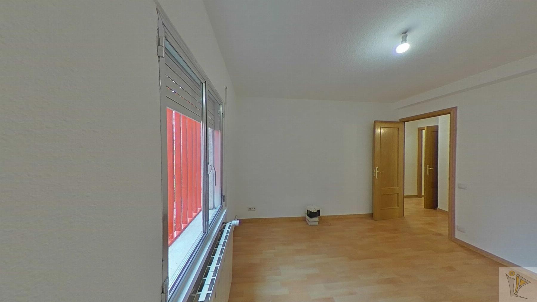 For sale of flat in Leganés
