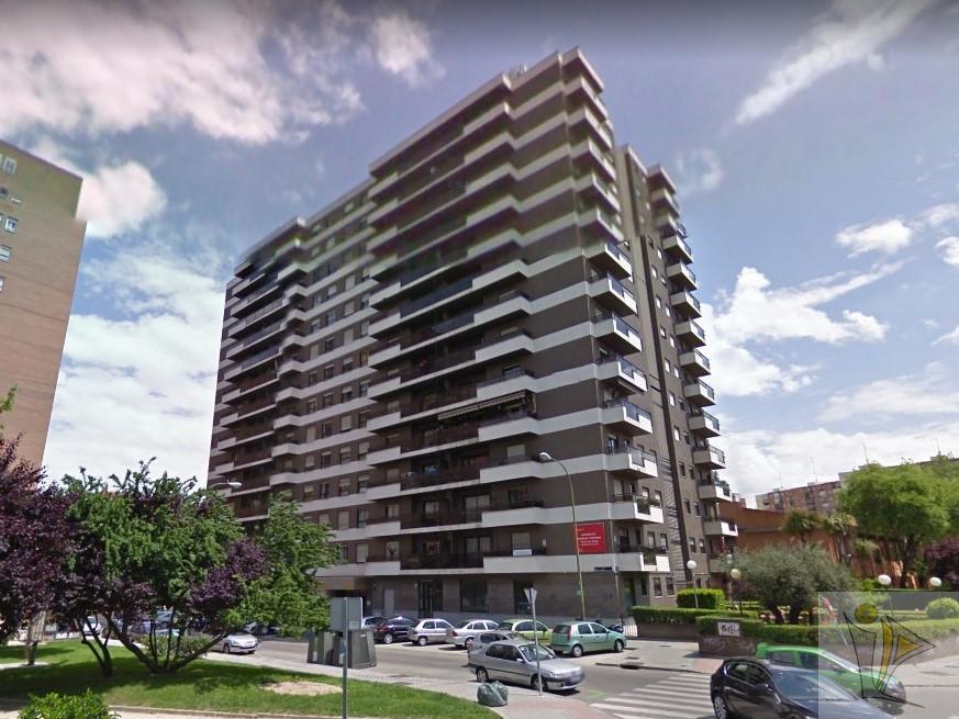 For sale of flat in Madrid