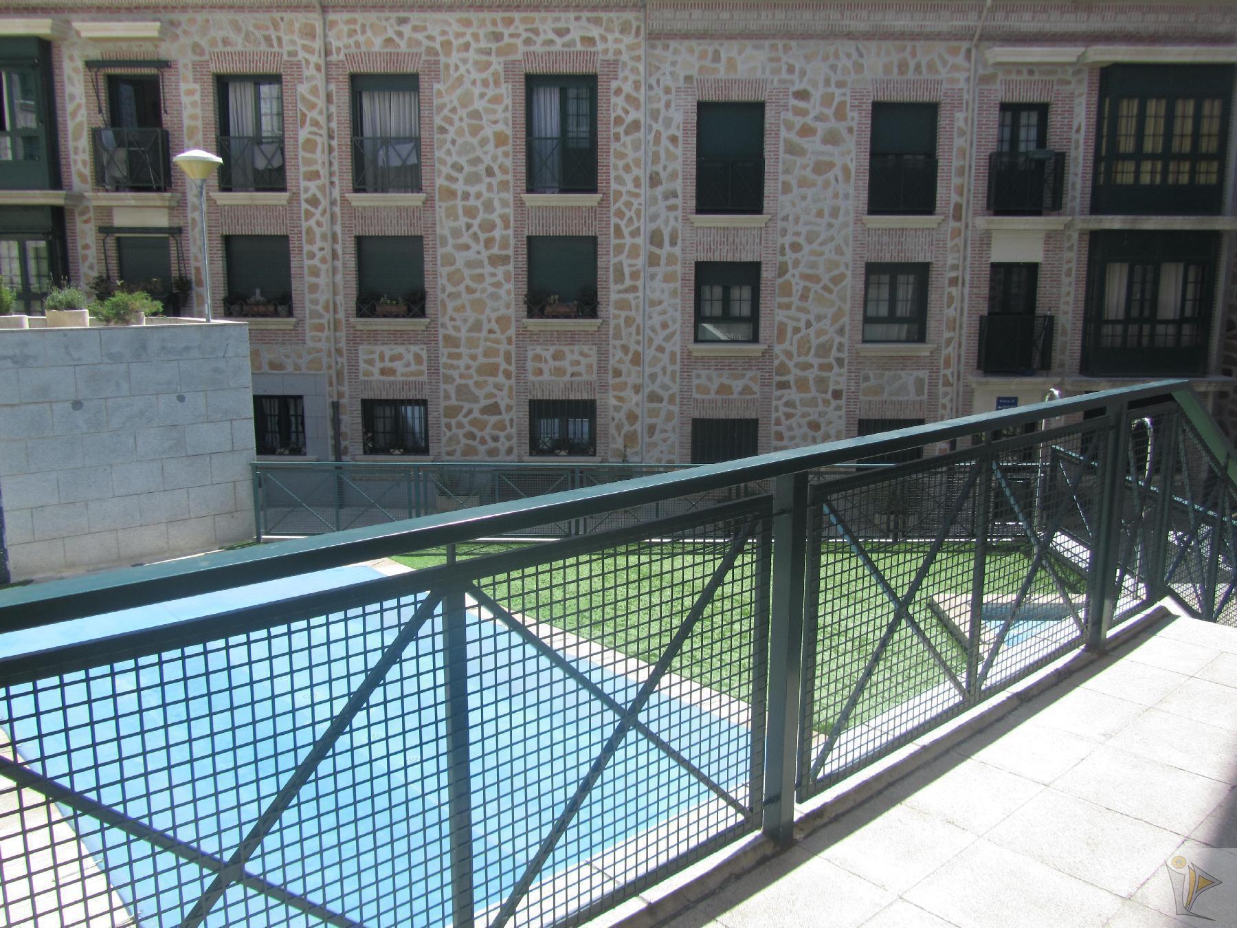For sale of flat in Miraflores de la Sierra