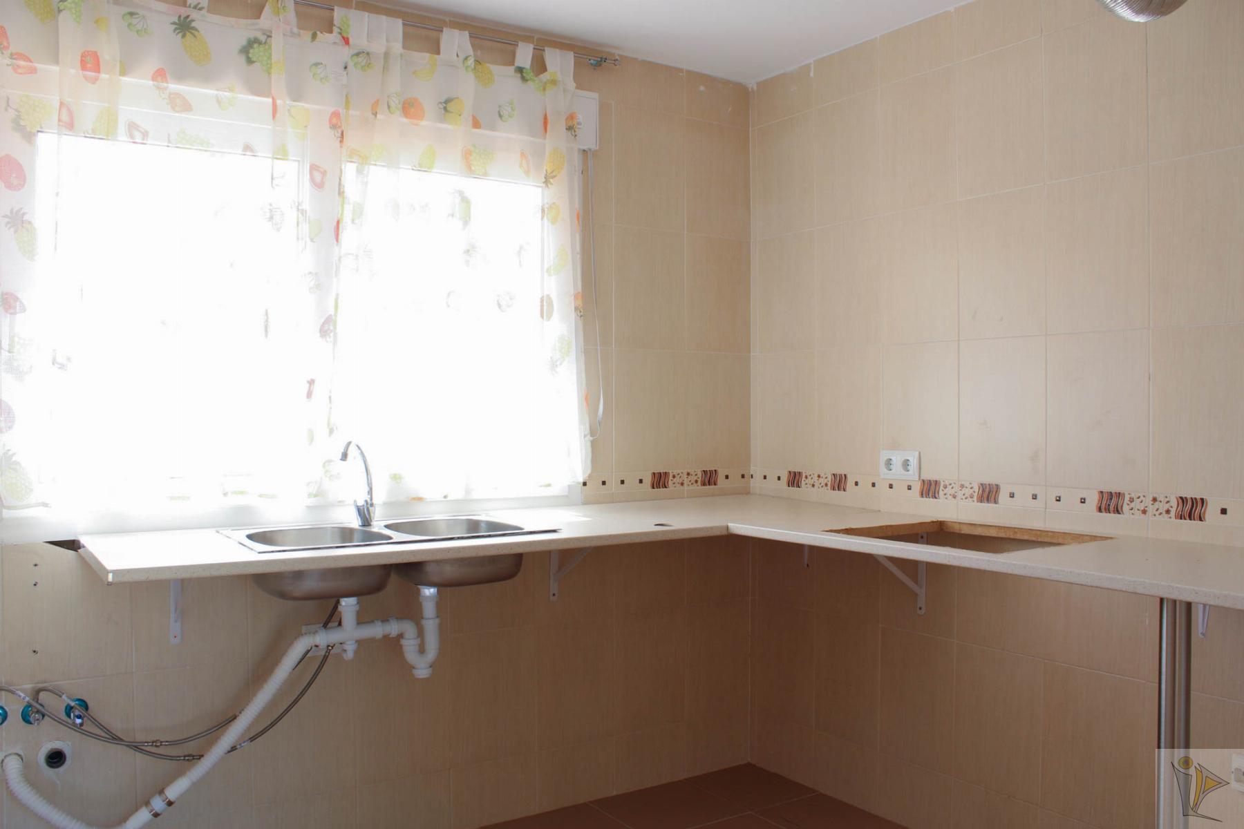 For sale of chalet in Escalona