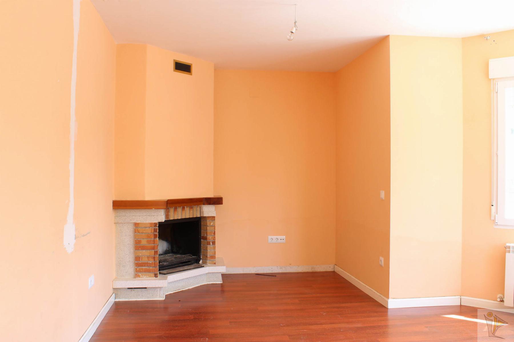 For sale of chalet in Escalona