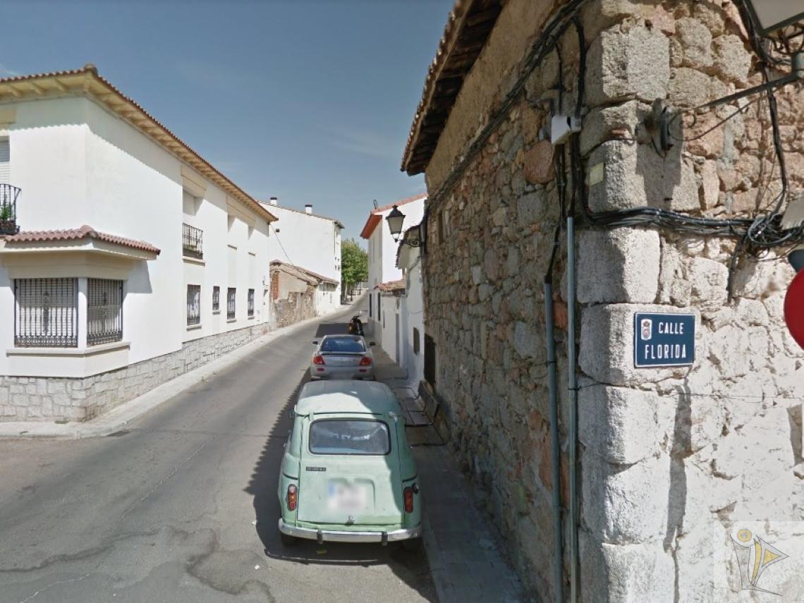 For sale of house in San Martín de Valdeiglesias