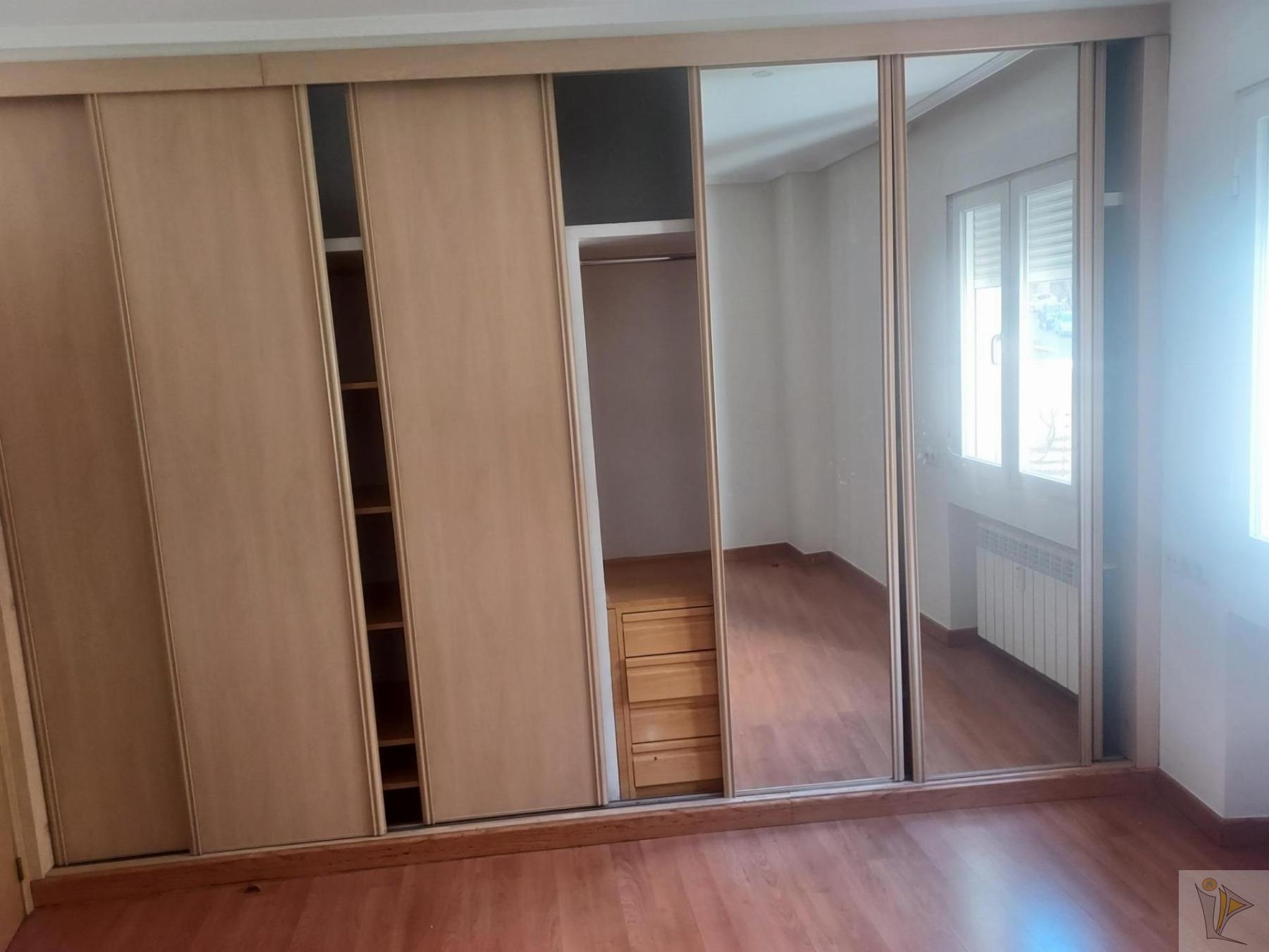 For sale of flat in Madrid