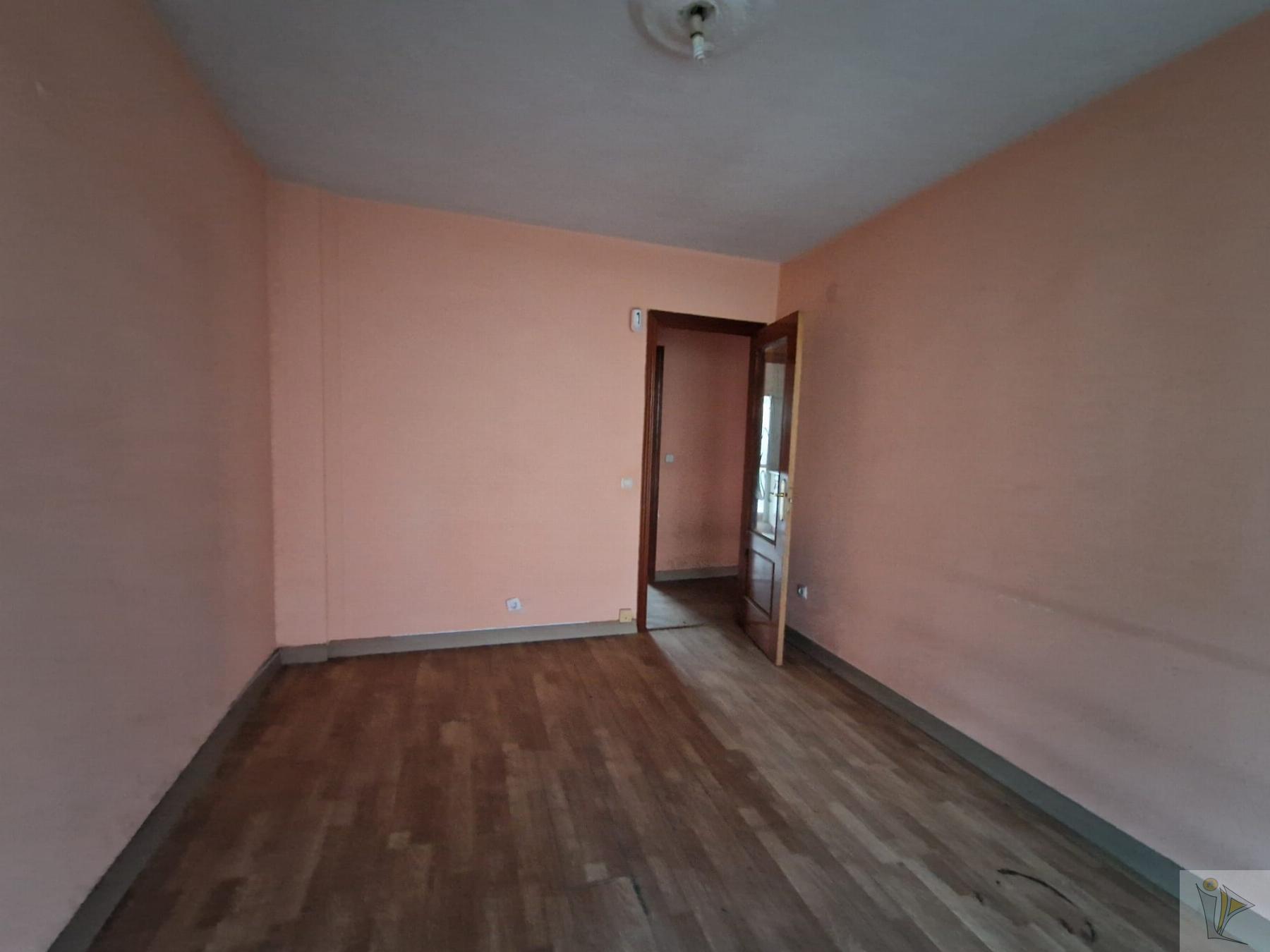 For sale of flat in Madrid