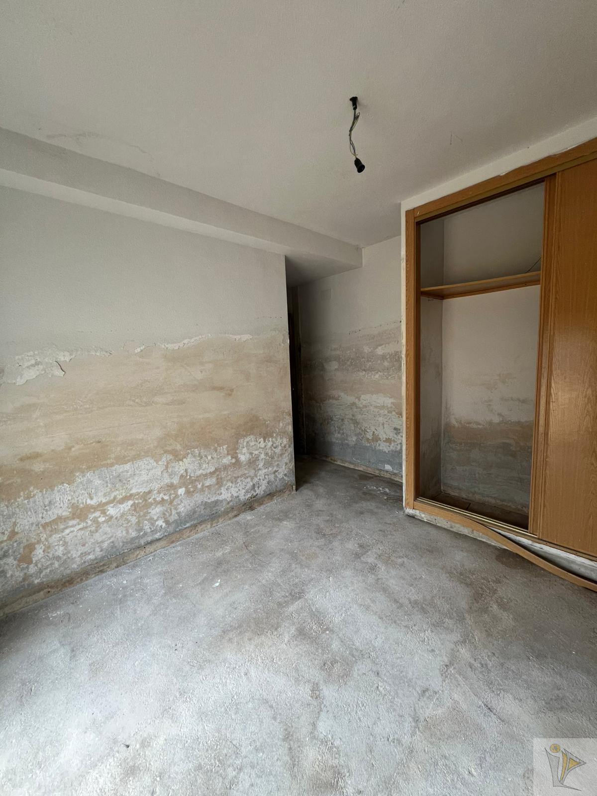 Venta de piso en Cenicientos
