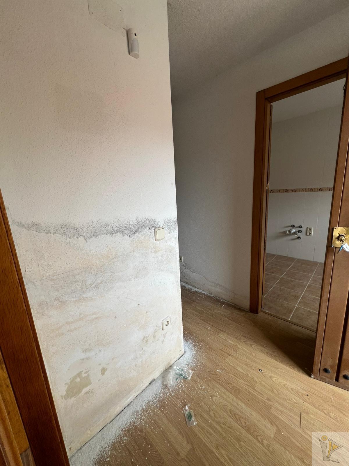 Venta de piso en Cenicientos