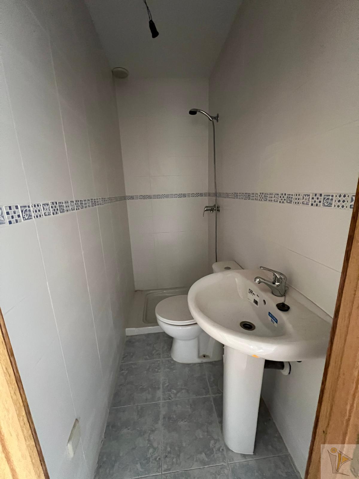 Venta de piso en Cenicientos