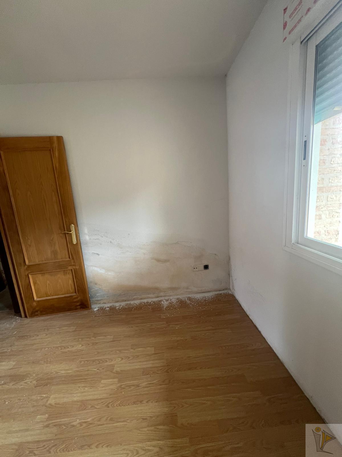 Venta de piso en Cenicientos