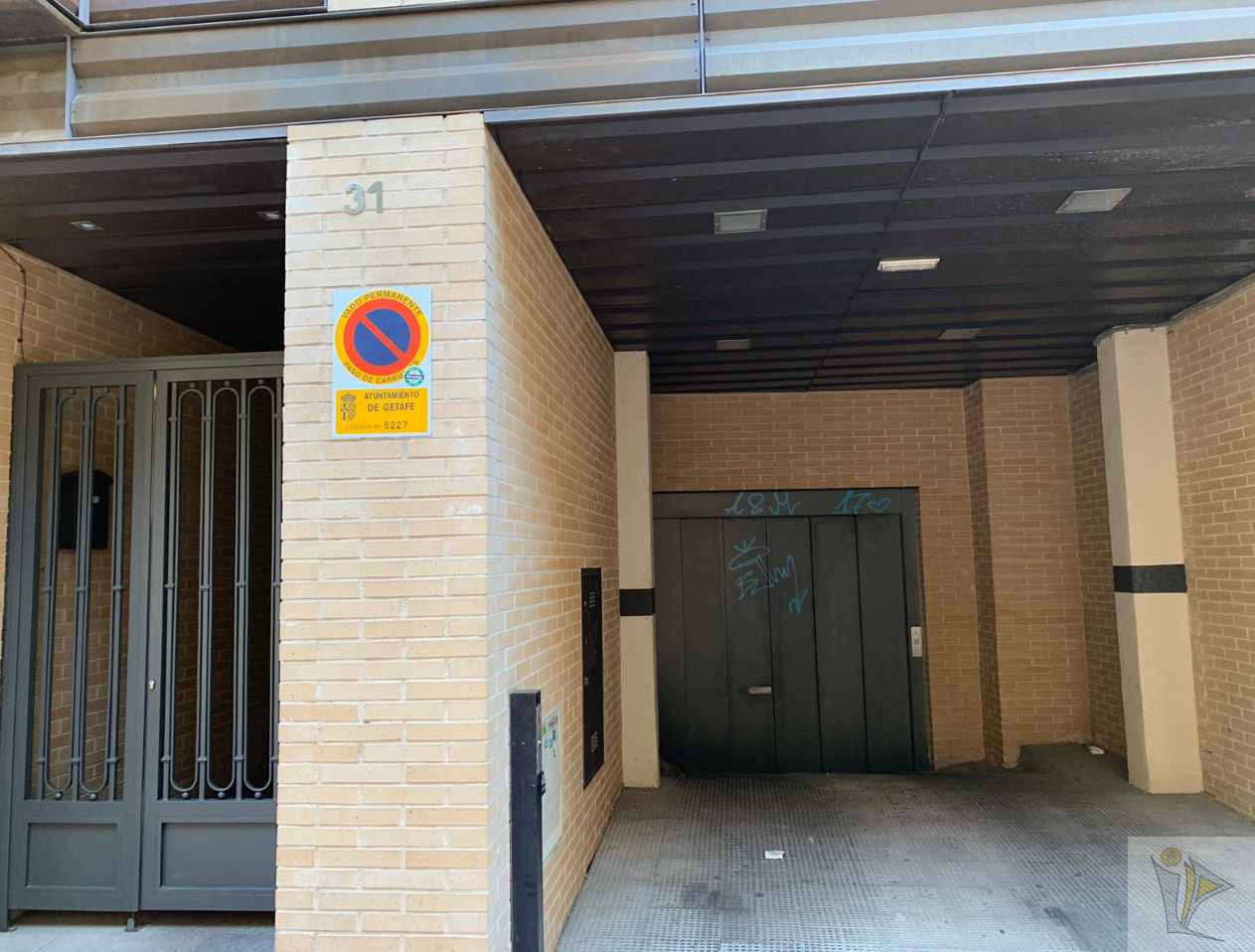 For sale of garage in Getafe