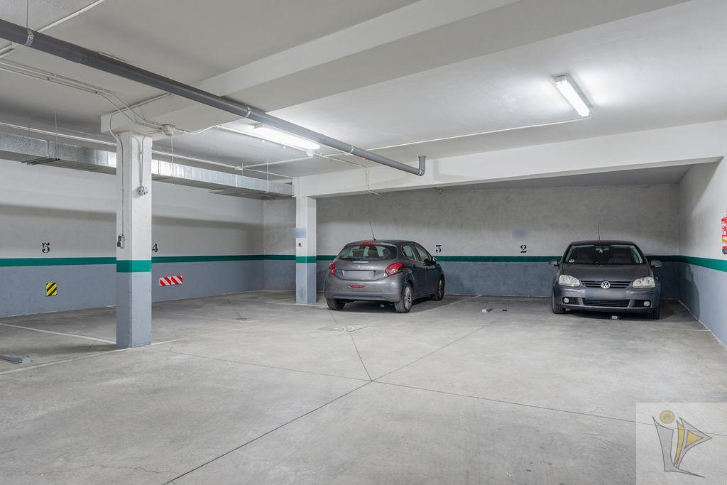 For sale of garage in Getafe