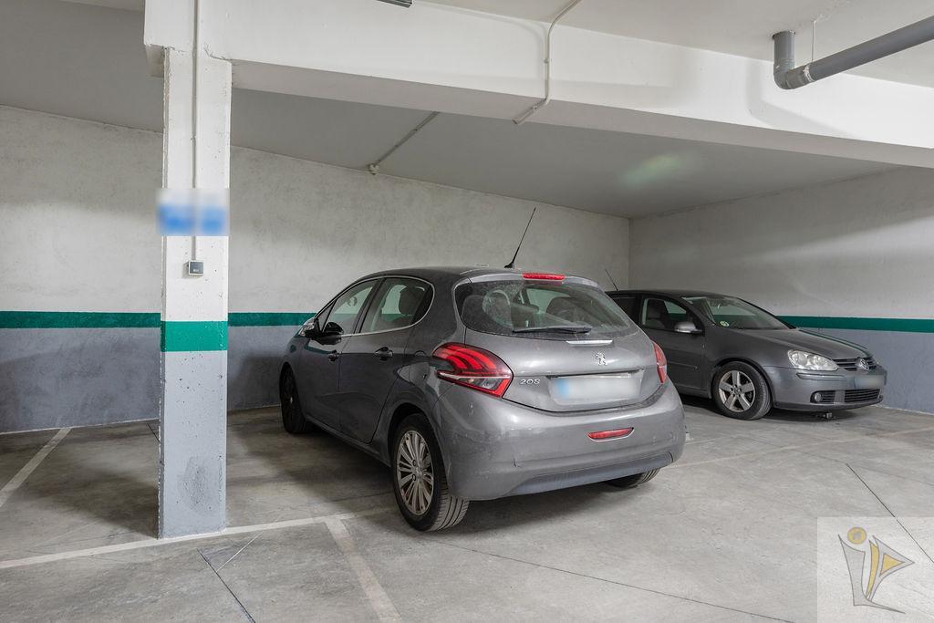 For sale of garage in Getafe