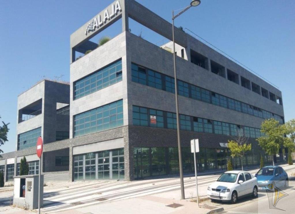 For sale of garage in Getafe