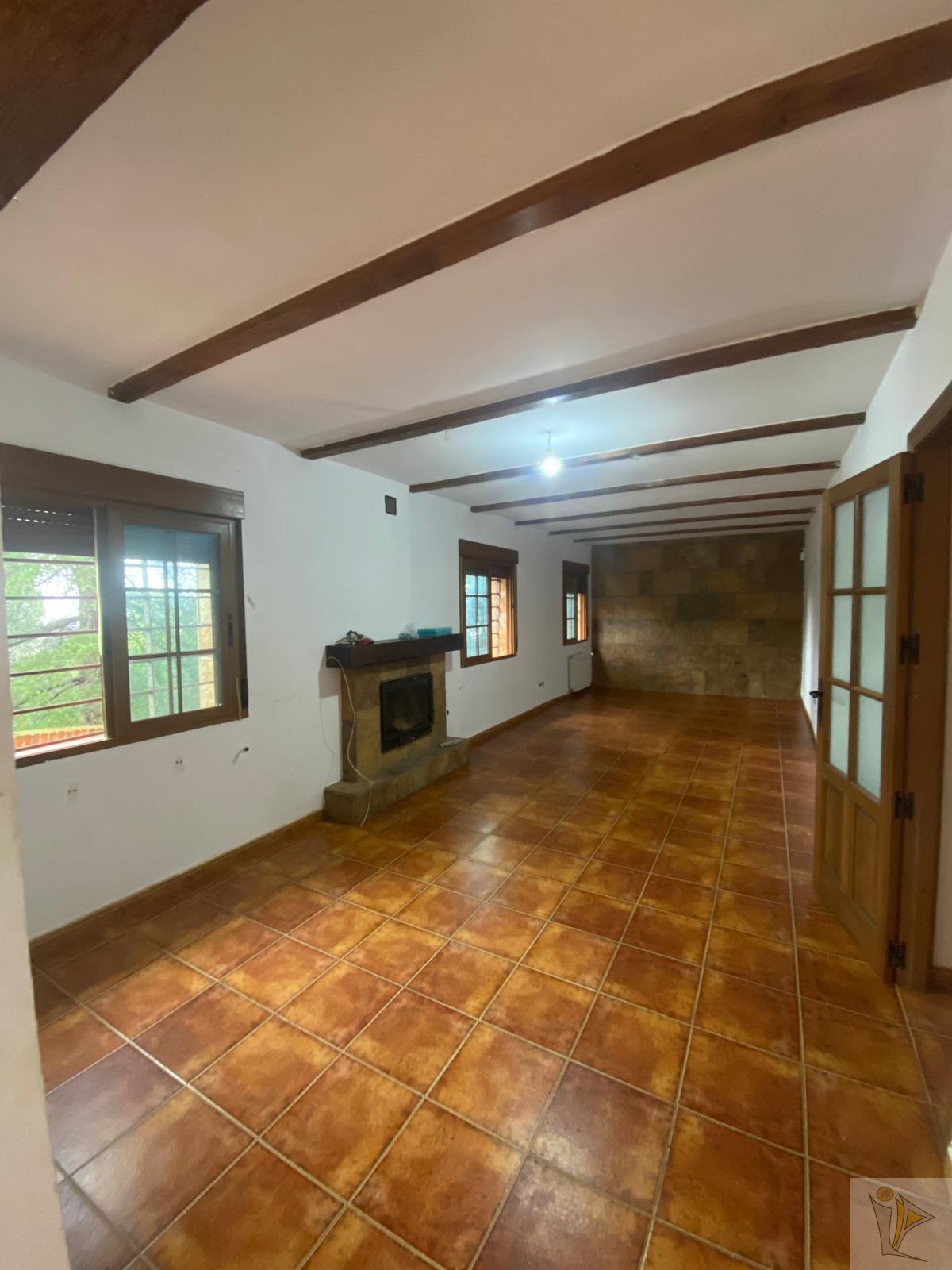 Venta de chalet en Villa del Prado
