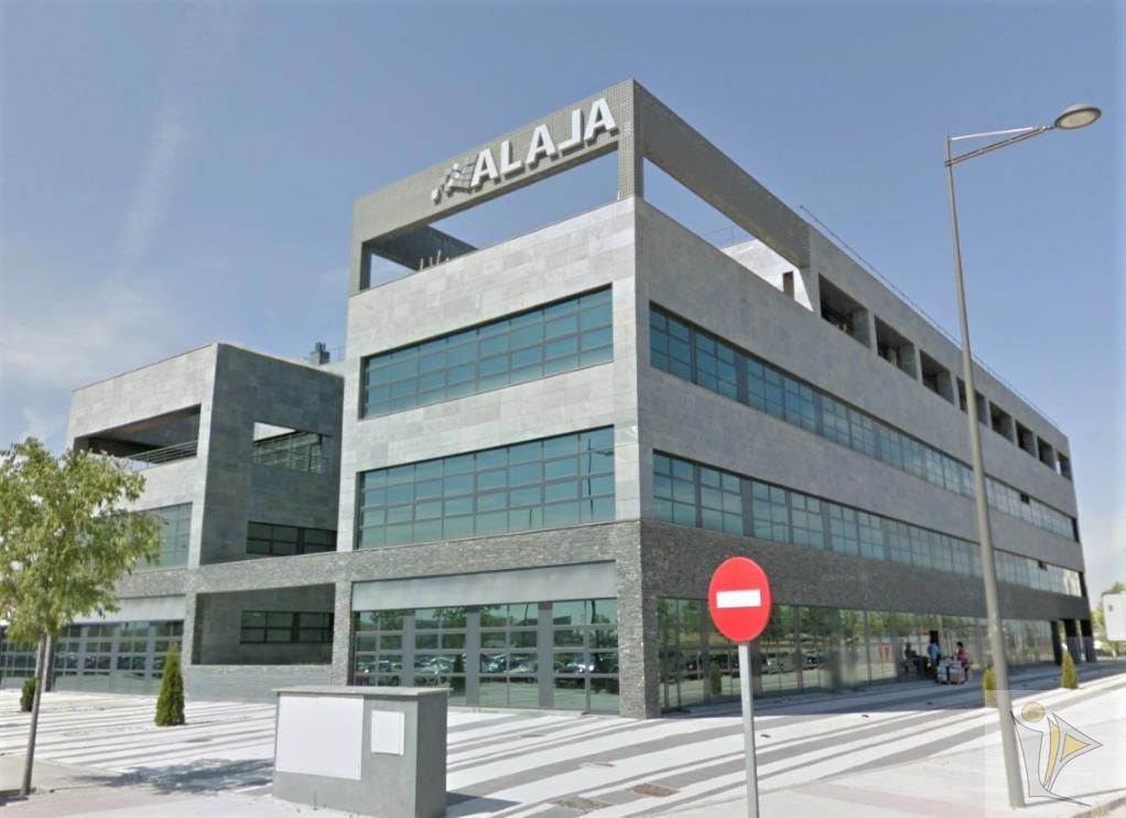 For sale of garage in Getafe