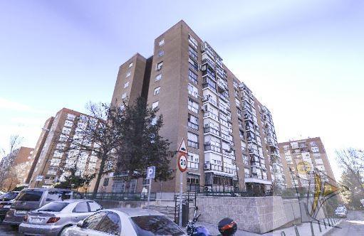 For sale of flat in Madrid