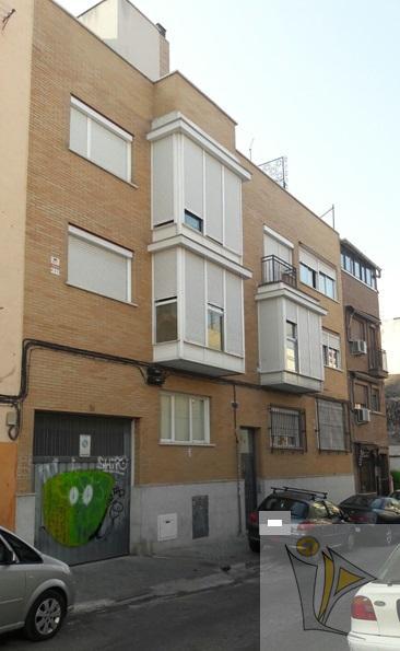 For sale of garage in Madrid