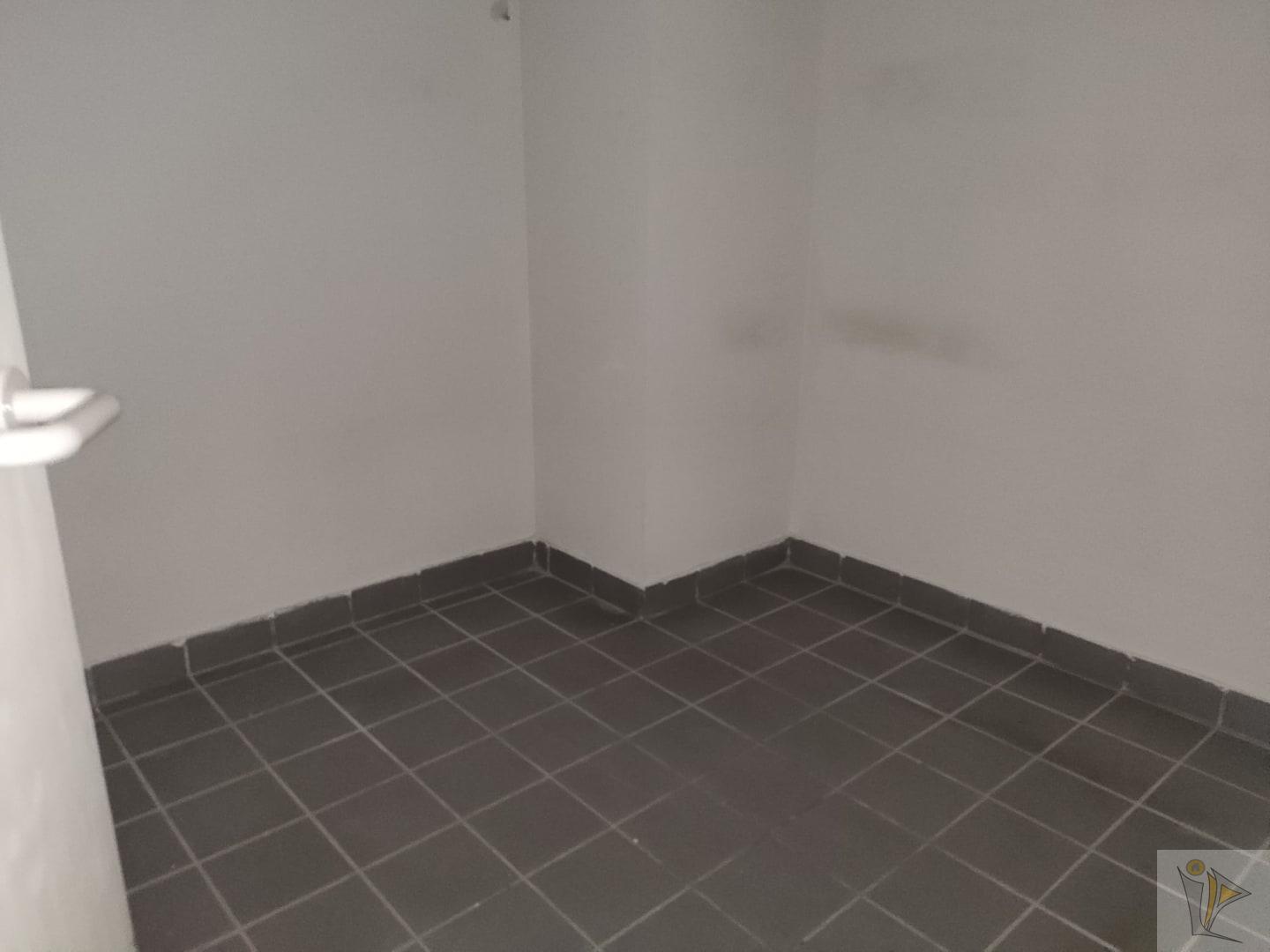 Venta de local en Coslada