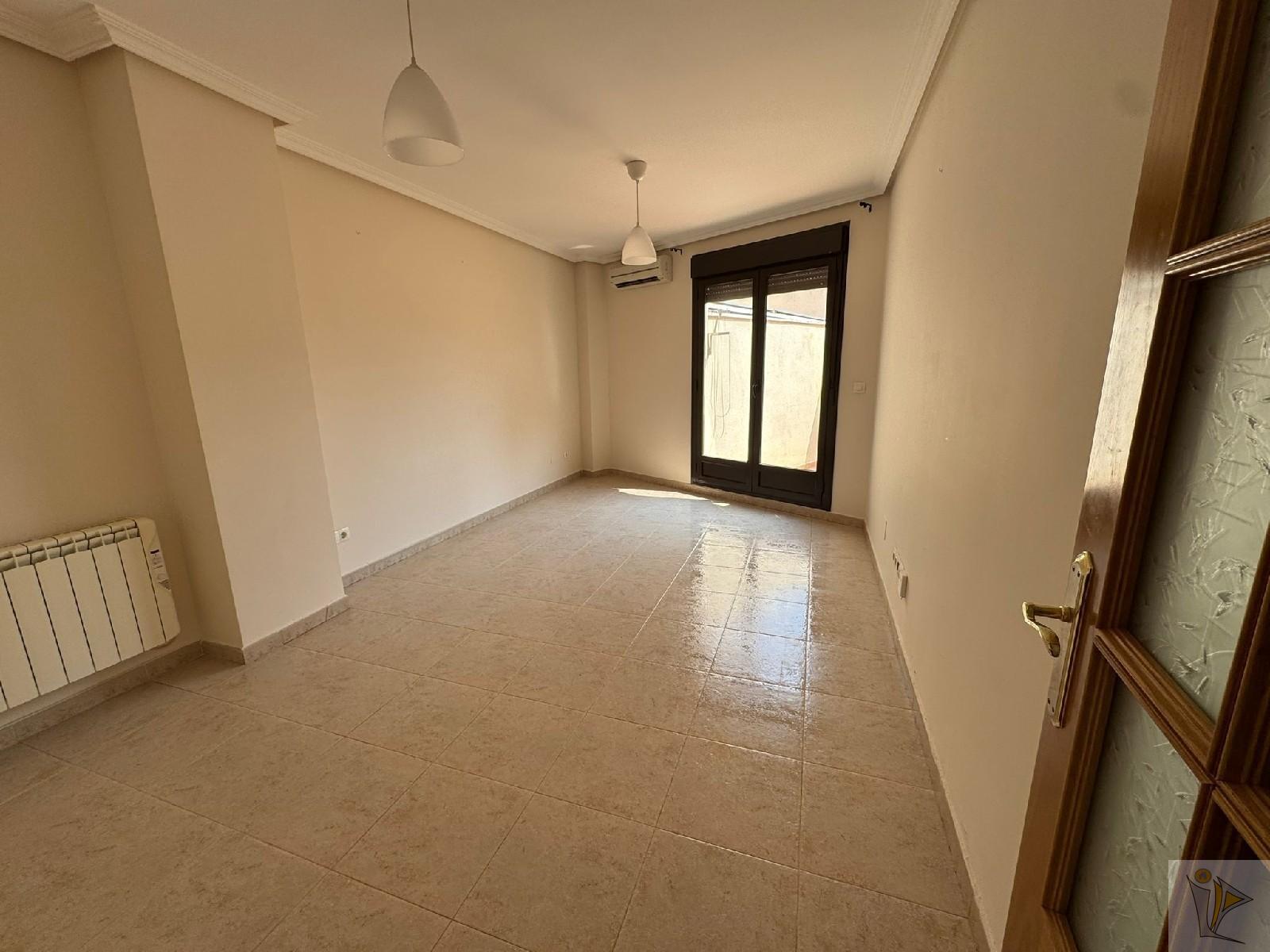 Venta de piso en Villarejo de Salvanés