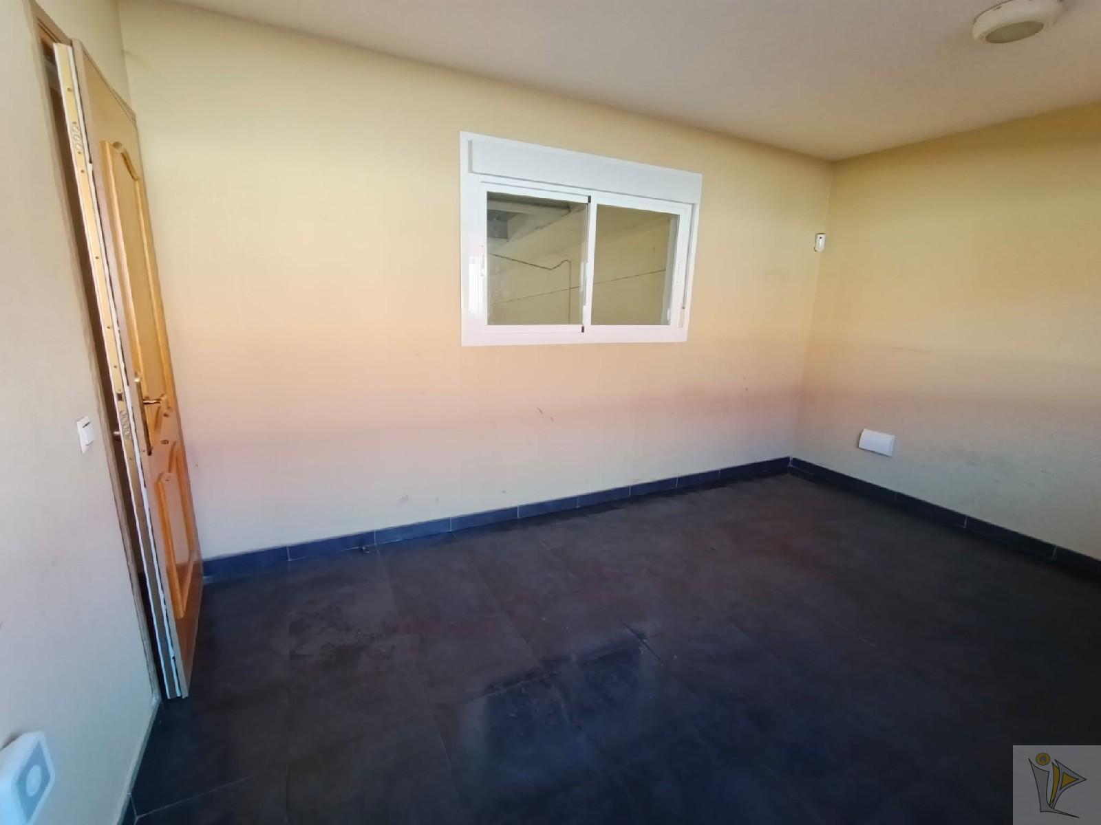 Venta de nave en Ciempozuelos