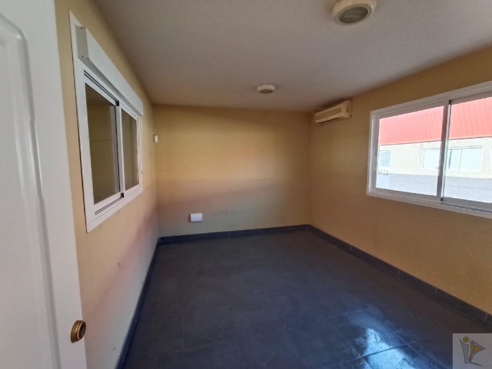 Venta de nave en Ciempozuelos