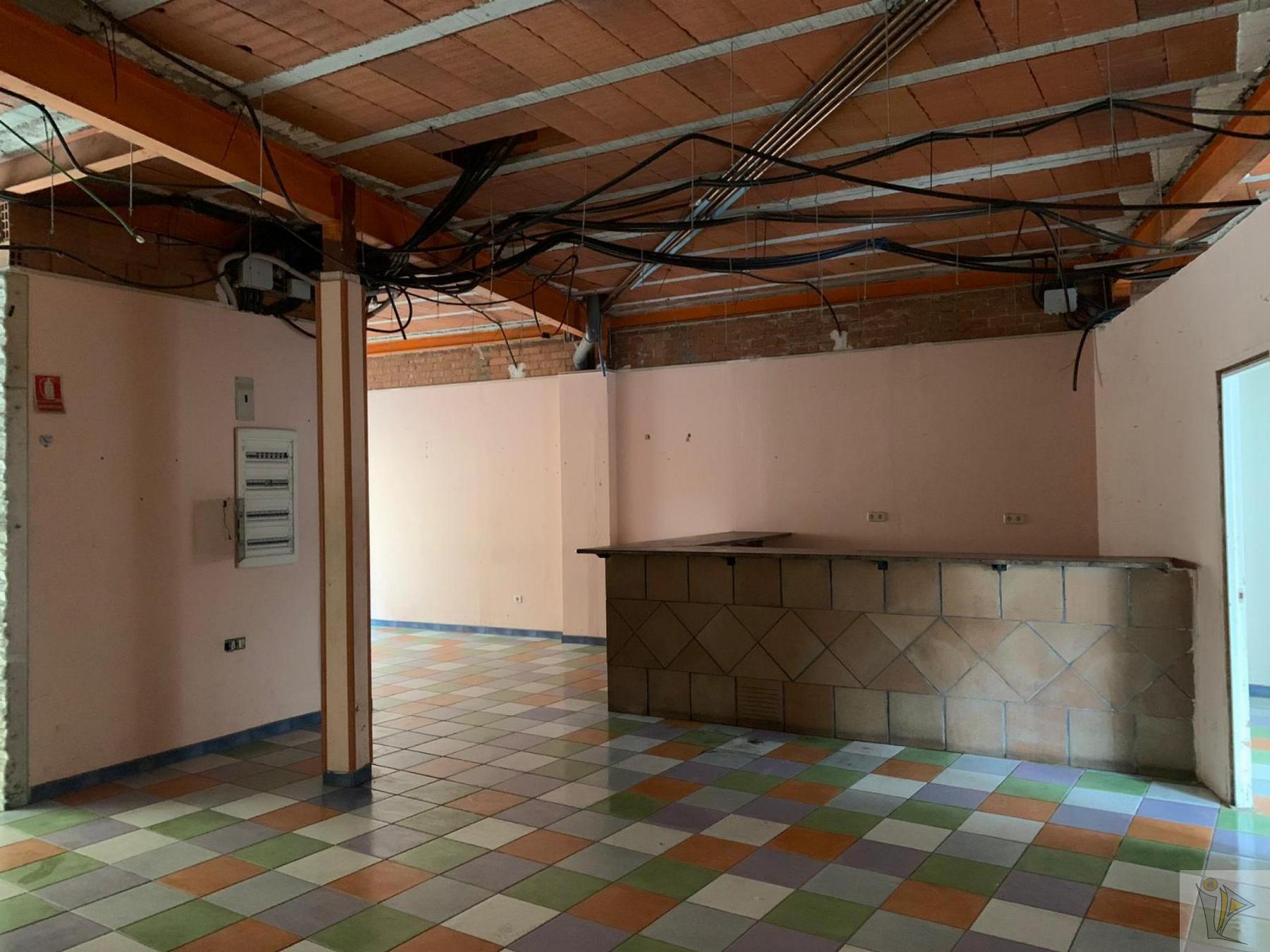 Venta de local en Torrelaguna